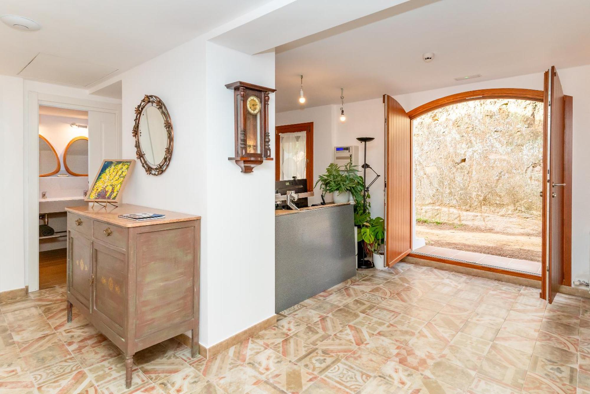 La Terraza - Grosszuegiges Appartment In Katalanischer Masia Sant Iscle De Vallalta Екстериор снимка